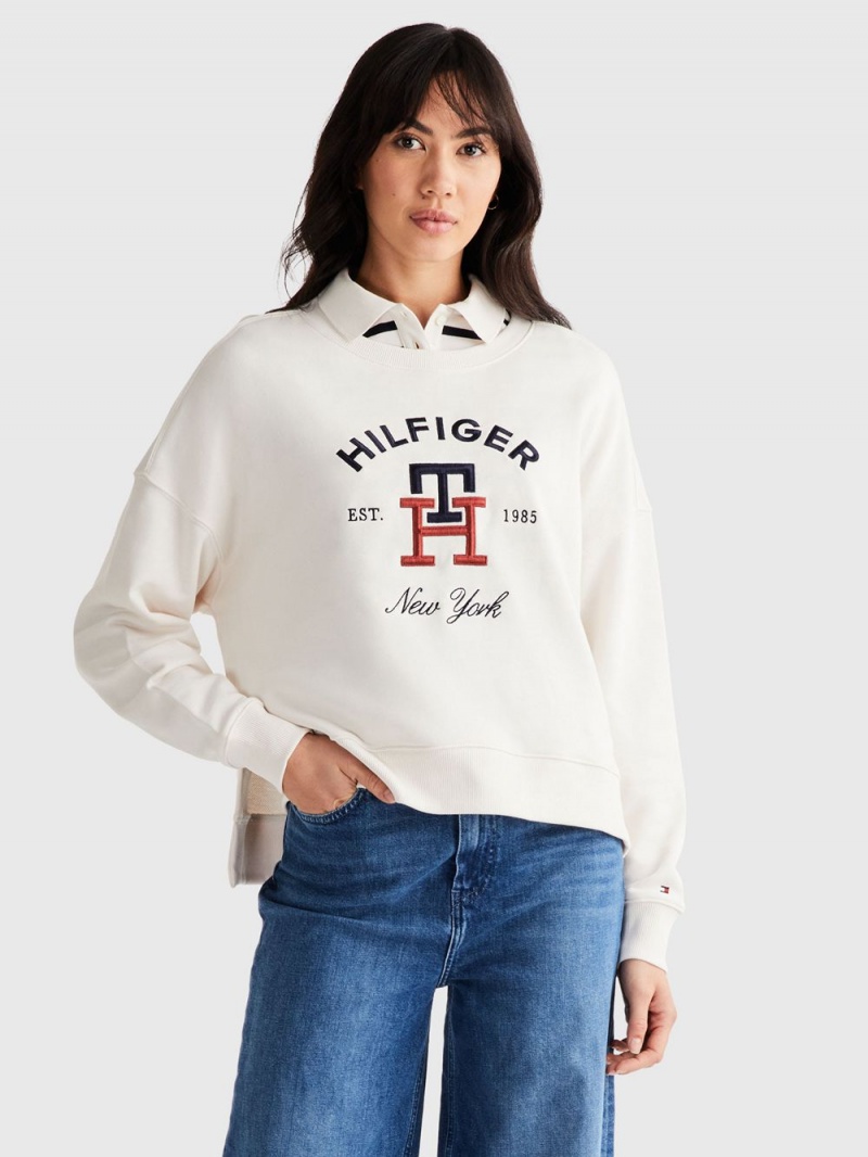 Tommy Hilfiger Arched Logo Monogram Tröjor Dam Vita | 261-UHXKTE